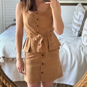 Banana Republic suede skirt with tag